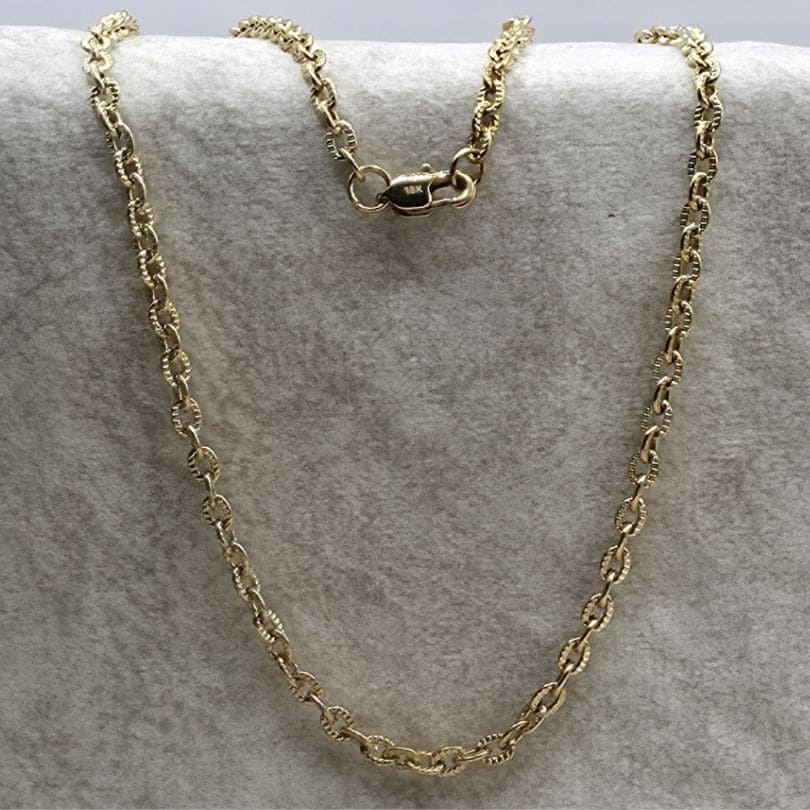 Cadena Ovalo Mujer