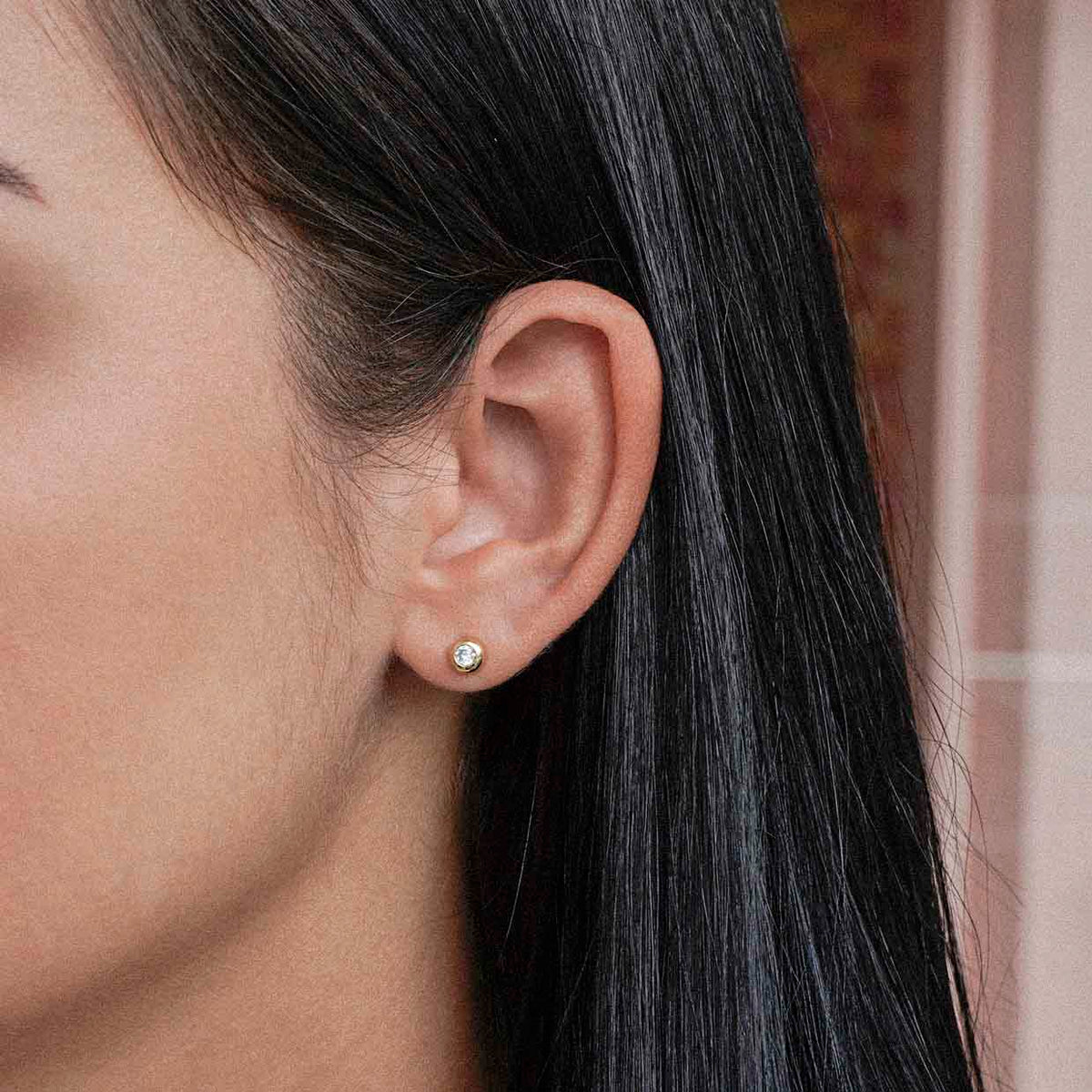 A 4  mm con circonias